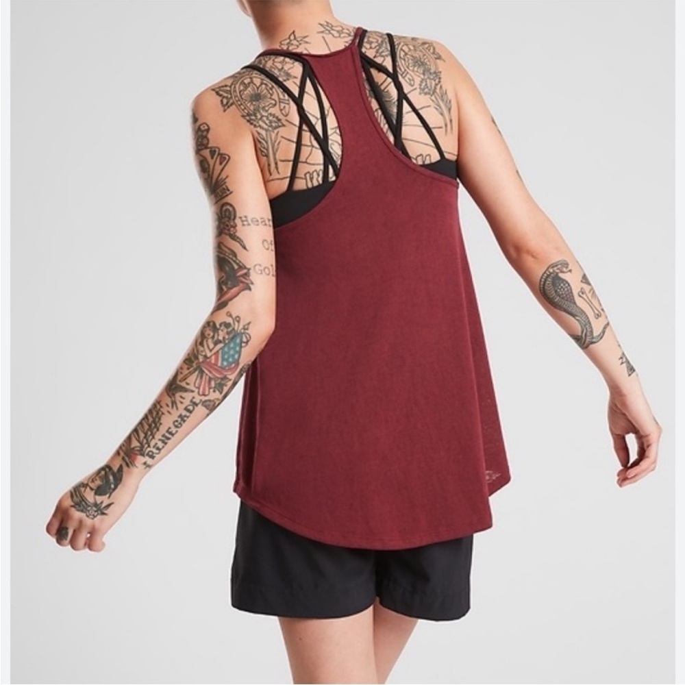 Athleta Breezy High Neck Tank Dark Garnet Size Small NWT - Picture 2 of 9